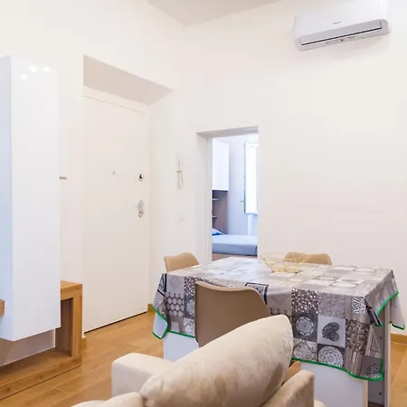 Dalla Casa *