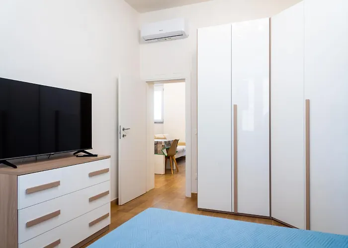 Dalla Casa Апартаменты Портоферрайо