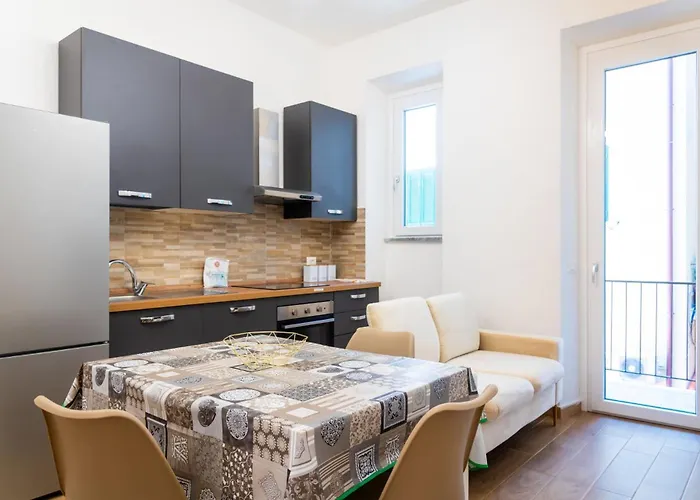 Dalla Casa Портоферрайо